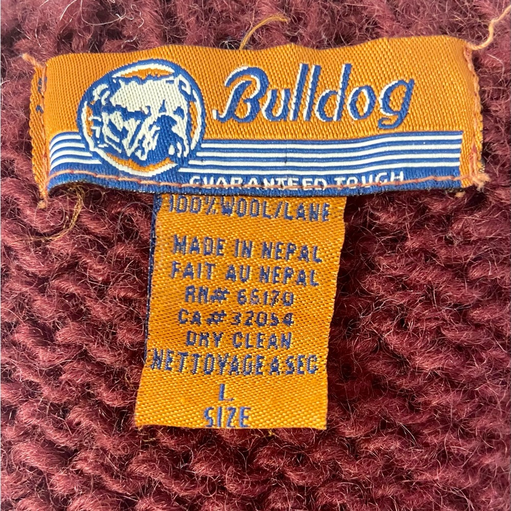 100% Wool Maroon Sweater - Picture 3 of 3